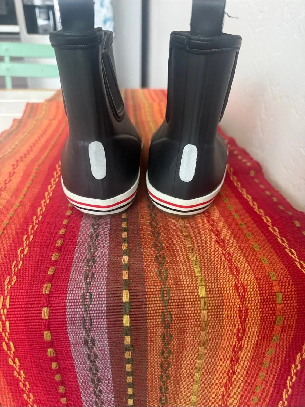 Reima Black Rubber Chelsea Rain Boots with White Soles
